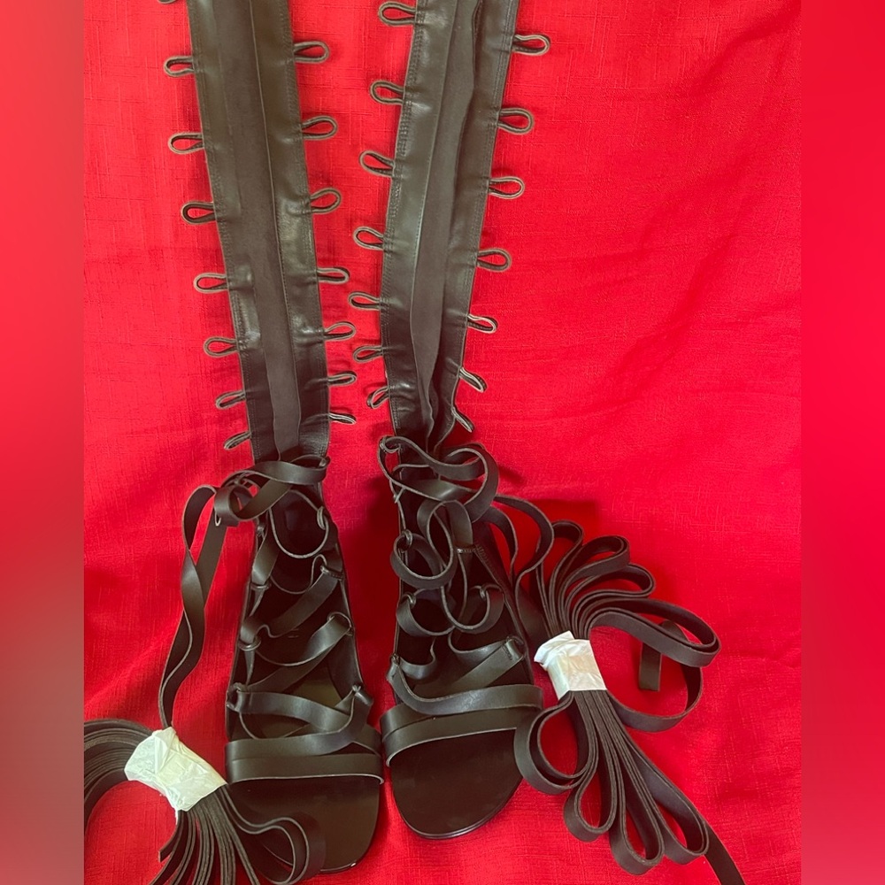 Gladiators Versatile Black Leather Lace Up Boots